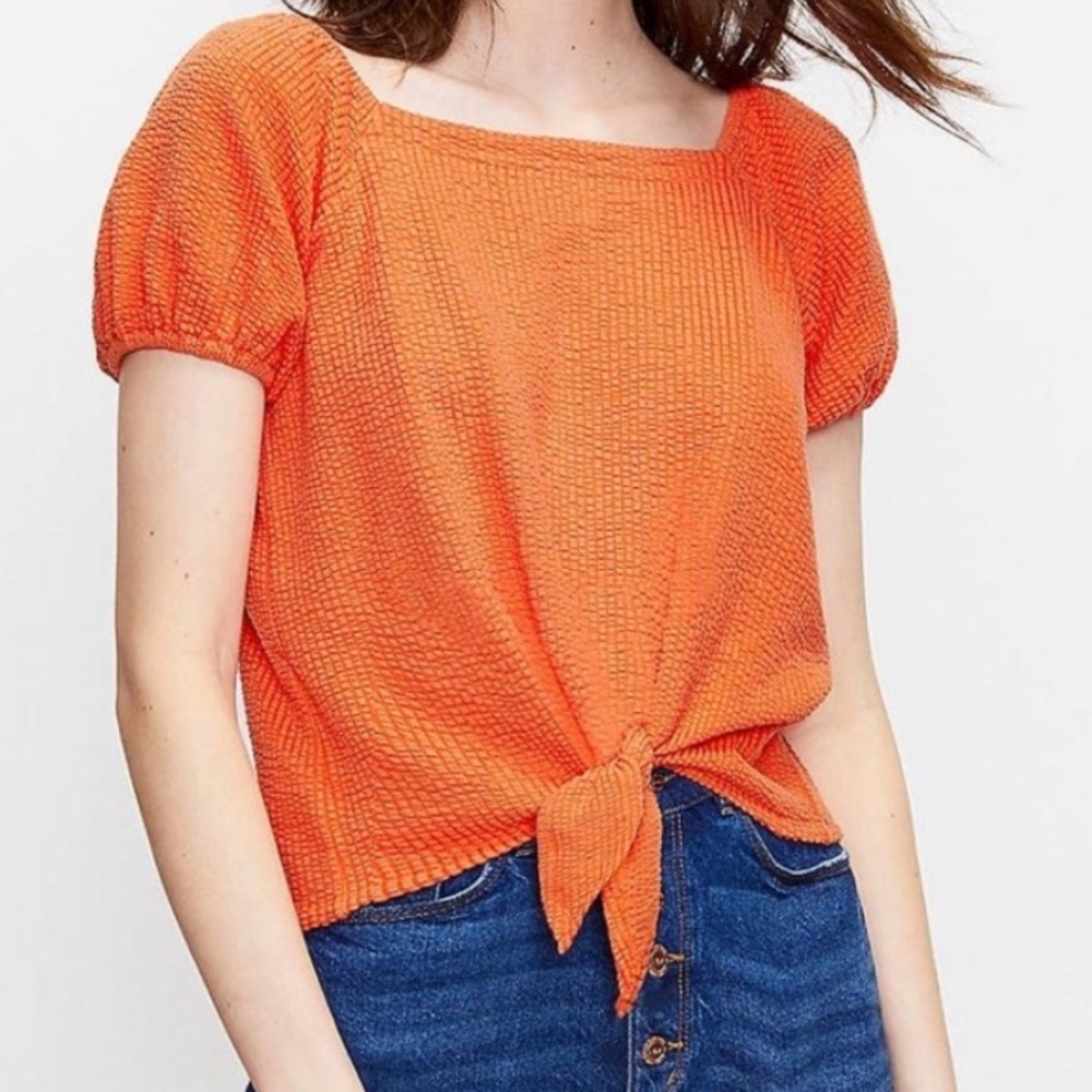 Loft Seersucker tie front square neck top